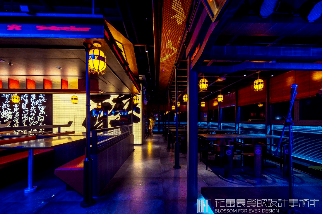 【燒蠔幫】燒烤店餐飲空間設(shè)計案例 6